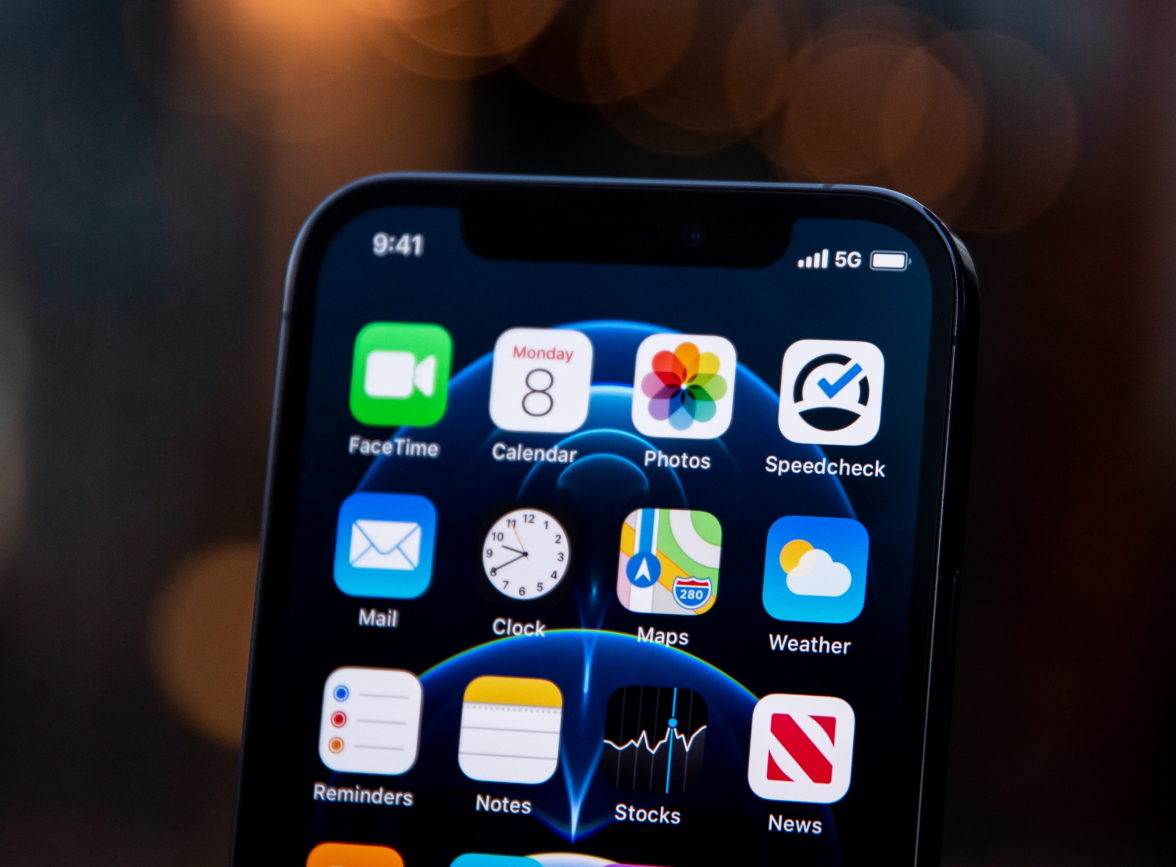 辰溪苹果手机维修分享为什么 iPhone 12 在冬季会自动关机 